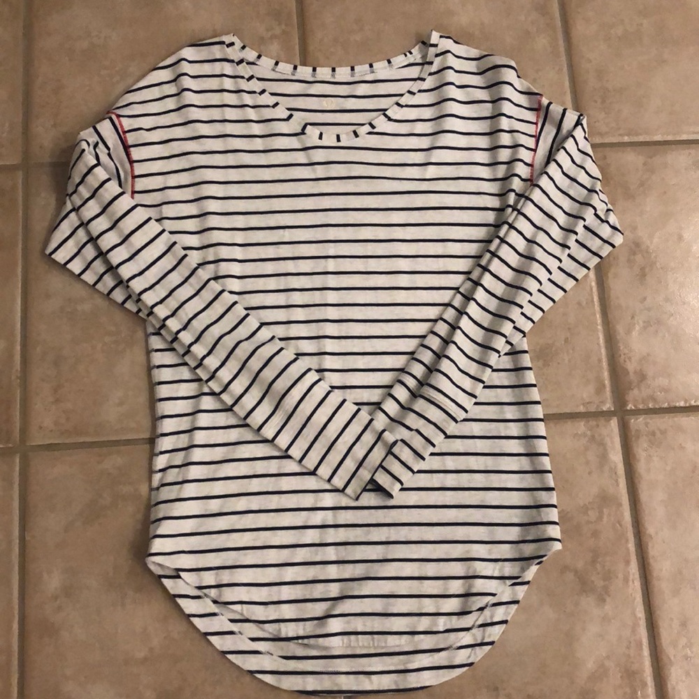 lululemon Long Sleeve Size 2